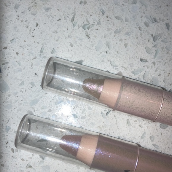 Girlactik 3 in 1 Sparkle Lip Balm Bundle in twinkle & periwinkle - Picture 3 of 3